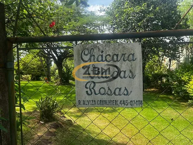 Chácara com 5m² 2 quartos e 2 banheiros, à venda, no bairro Dom Pedro I em Londrina