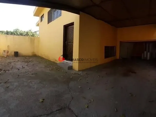 Casa com 2045m² 2 quartos e 2 banheiros, à venda, no bairro Campestre em Santo André