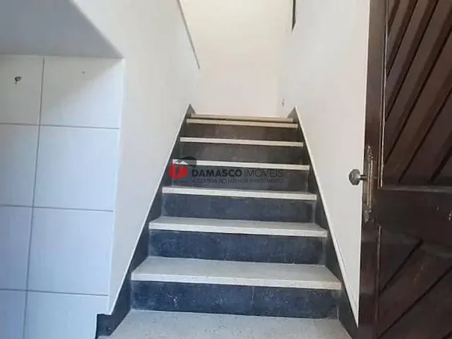 Casa com 2045m² 2 quartos e 2 banheiros, à venda, no bairro Campestre em Santo André
