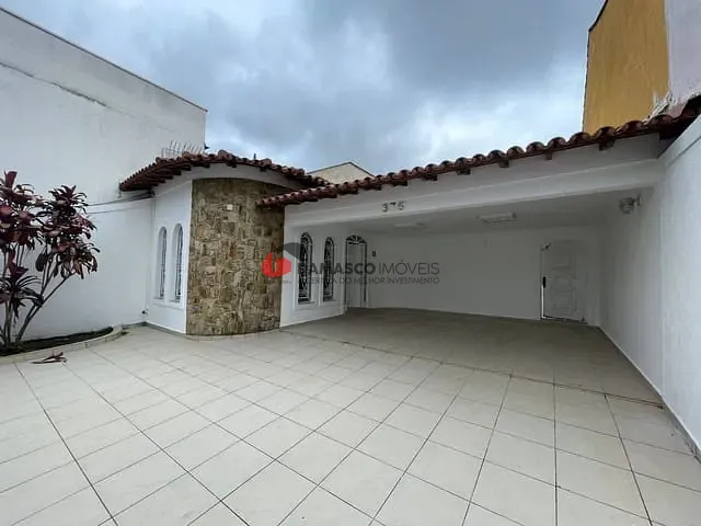 Casa com 490m² 3 quartos e 4 banheiros, à venda, no bairro Oswaldo Cruz em São Caetano do Sul