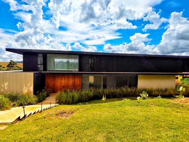 Casa 6 quartos e 9 banheiros, à venda, no bairro Condomínio Quinta da Baroneza II em Bragança Paulista