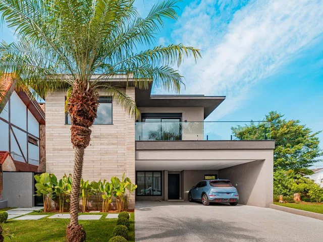 Casa com 360m² 4 quartos e 5 banheiros, à venda, no bairro Alphaville em Santana de Parnaíba