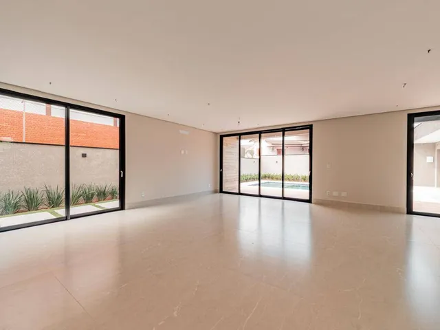 Casa com 360m² 4 quartos e 5 banheiros, à venda, no bairro Alphaville em Santana de Parnaíba