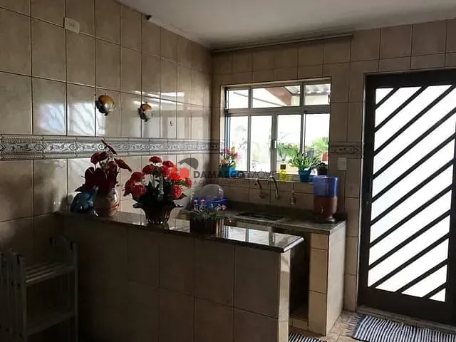 Casa com 168m² 2 quartos e 1 banheiro, à venda, no bairro Vila Príncipe de Gales em Santo André