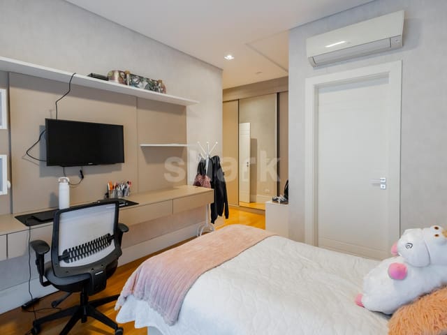 Casa com 483m² 4 quartos e 7 banheiros, à venda, no bairro Alphaville em Santana de Parnaíba