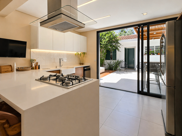 Casa com 198m² 3 quartos e 3 banheiros, à venda, no bairro Alto de Pinheiros em São Paulo