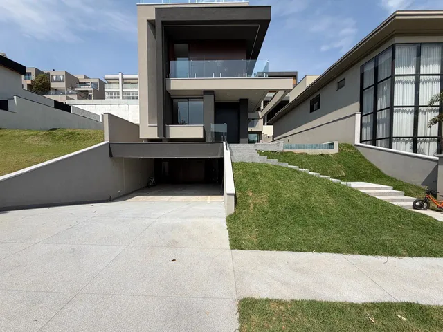 Casa com 490m² 5 quartos e 8 banheiros, à venda, no bairro Alphaville em Santana de Parnaíba