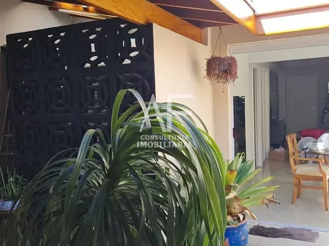 Casa com 121m² 3 quartos e 2 banheiros, à venda, no bairro Esplanada Independência em Taubaté