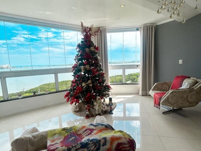 Casa com 240m² 3 quartos e 4 banheiros, à venda, no bairro São Marcos em Macaé