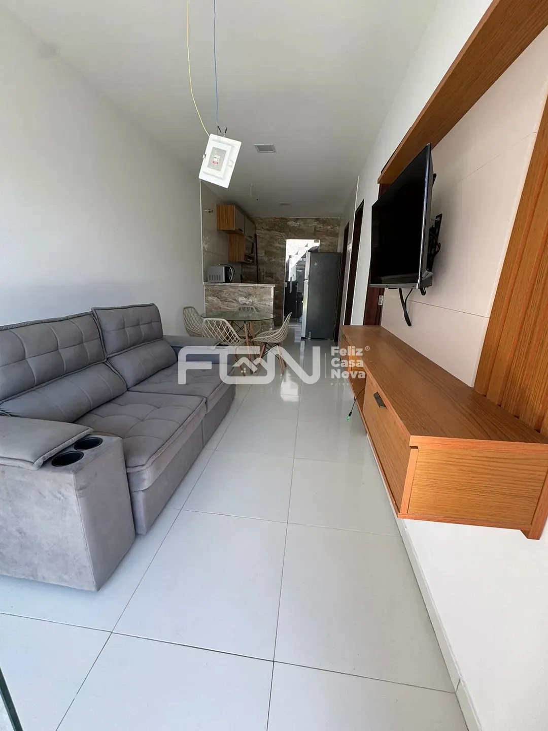 Casa, 2 quartos, 70 m² - Foto 1