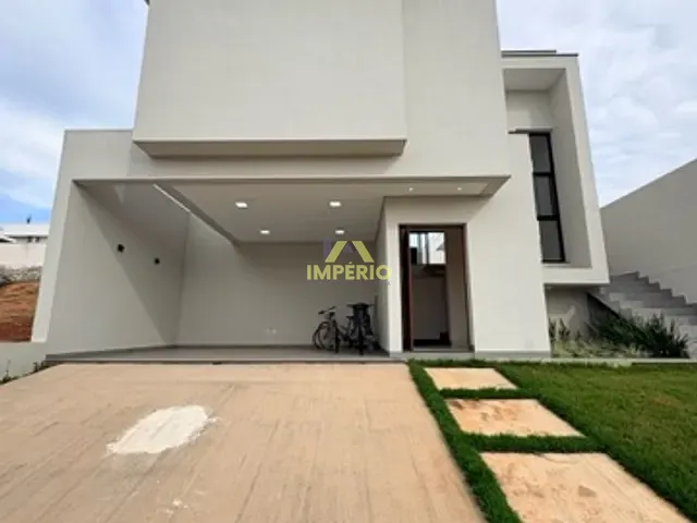 Casa com 300m² 3 quartos e 3 banheiros, à venda, no bairro Residencial Central Parque em Salto