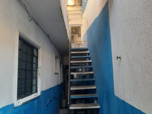 Casa com 125m² 5 quartos e 4 banheiros, à venda, no bairro Jardim Silveira em Barueri