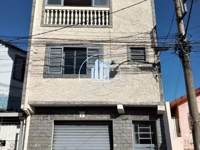 Casa com 80m² 4 quartos e 4 banheiros, à venda, no bairro Centro em Pouso Alegre