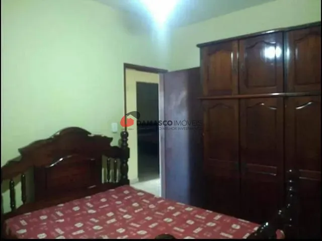 Casa com 1425m² 3 quartos e 2 banheiros, à venda, no bairro Jardim Regina em Itanhaém