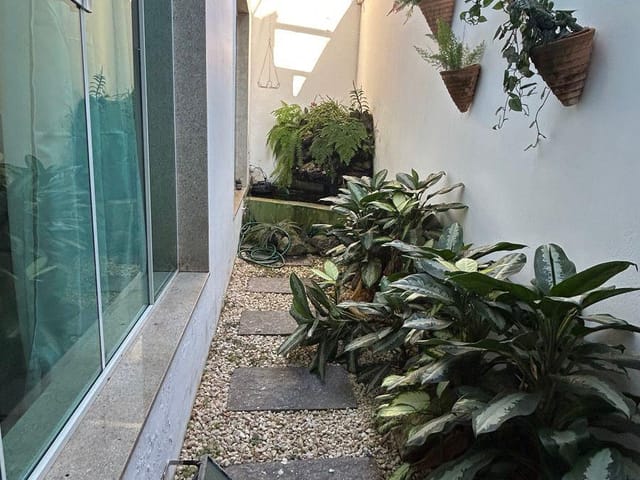Casa com 432m² 3 quartos e 3 banheiros, à venda, no bairro Parque Turf Club em Campos dos Goytacazes