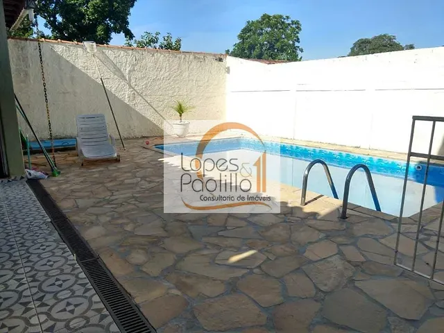 Casa com 432m² 4 quartos e 3 banheiros, à venda, no bairro Atibaia Jardim em Atibaia