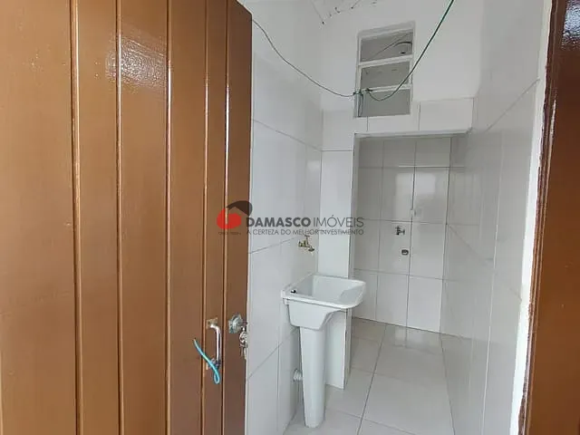 Casa 1 quarto e 1 banheiro, para alugar, no bairro Cerâmica em São Caetano do Sul