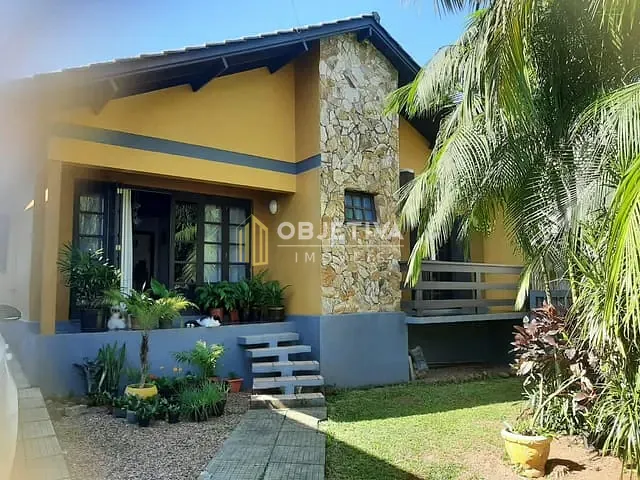 Casa com 397m² 3 quartos e 3 banheiros, à venda, no bairro Santa Lucia em Campo Bom