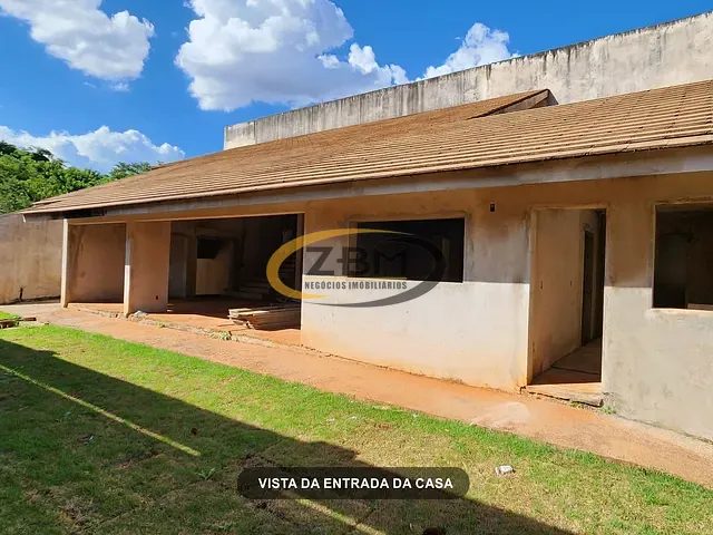 Casa com 2598m² 10 quartos e 8 banheiros, à venda, no bairro Colonial em Londrina