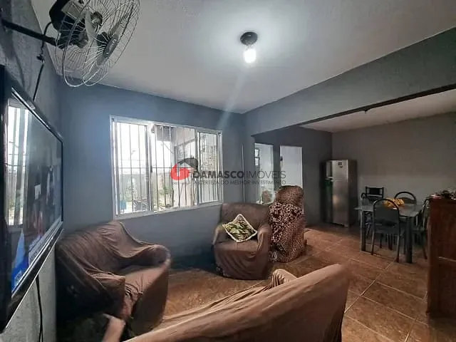 Casa com 152m² 2 quartos e 1 banheiro, à venda, no bairro Vila Miranda em Itaquaquecetuba