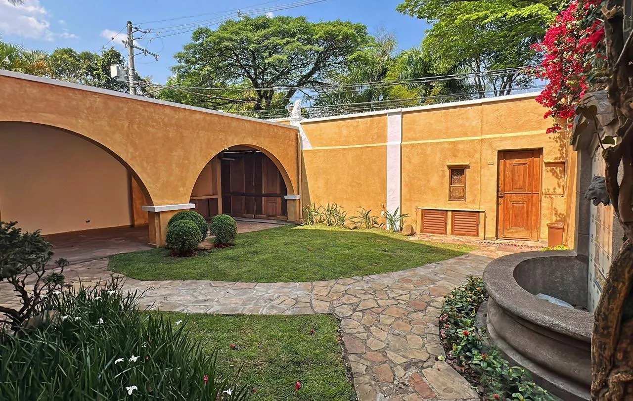 Casa em Jardim Europa — foto 1