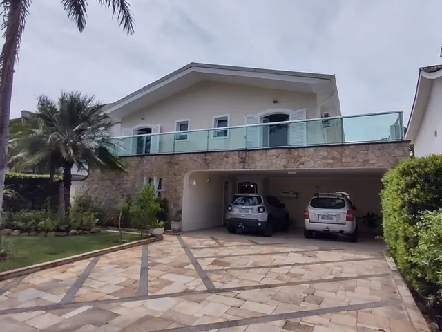 Casa com 580m² 4 quartos e 6 banheiros, para alugar, no bairro Alphaville em Barueri