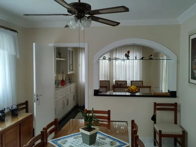 Casa com 580m² 4 quartos e 6 banheiros, para alugar, no bairro Alphaville em Barueri