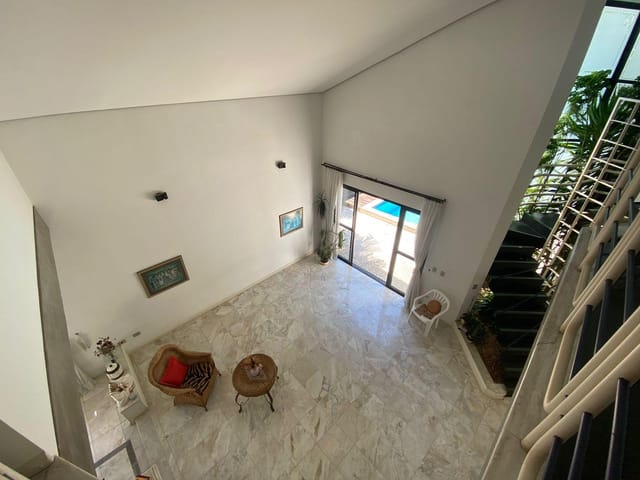 Casa com 560m² 5 quartos e 7 banheiros, à venda, no bairro Alphaville em Barueri