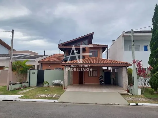 Casa com 192m² 2 quartos e 3 banheiros, à venda, no bairro Piracangaguá em Taubaté