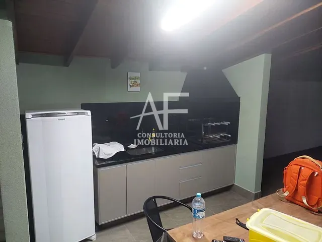 Casa com 192m² 2 quartos e 3 banheiros, à venda, no bairro Piracangaguá em Taubaté