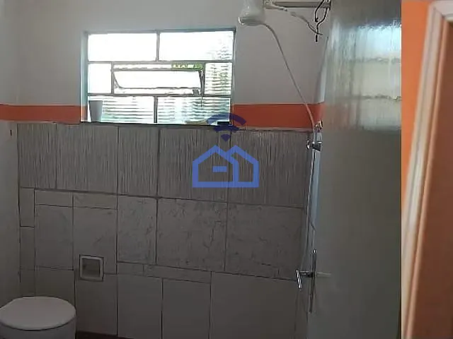 Casa com 125m² 2 quartos e 1 banheiro, à venda, no bairro Poiares em Caraguatatuba