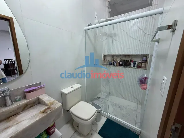 Casa 2 quartos e 2 banheiros, à venda, no bairro Vila Orlandelia em Barra Mansa
