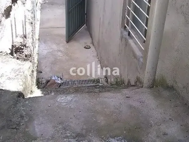 Casa com 220m² 5 quartos e 4 banheiros, à venda, no bairro Jardim Ana Estela em Carapicuíba