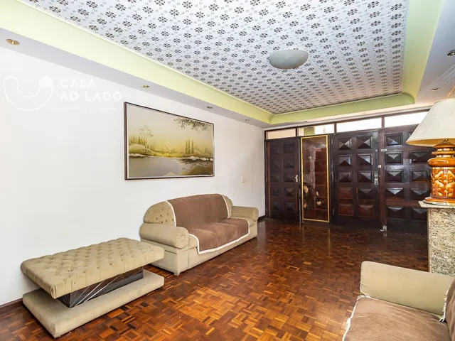 Casa 3 quartos e 5 banheiros, à venda, no bairro Hugo lange em Curitiba