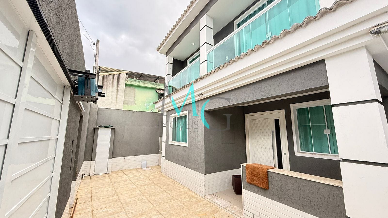 Casa, 4 quartos, 240 m² - Foto 1