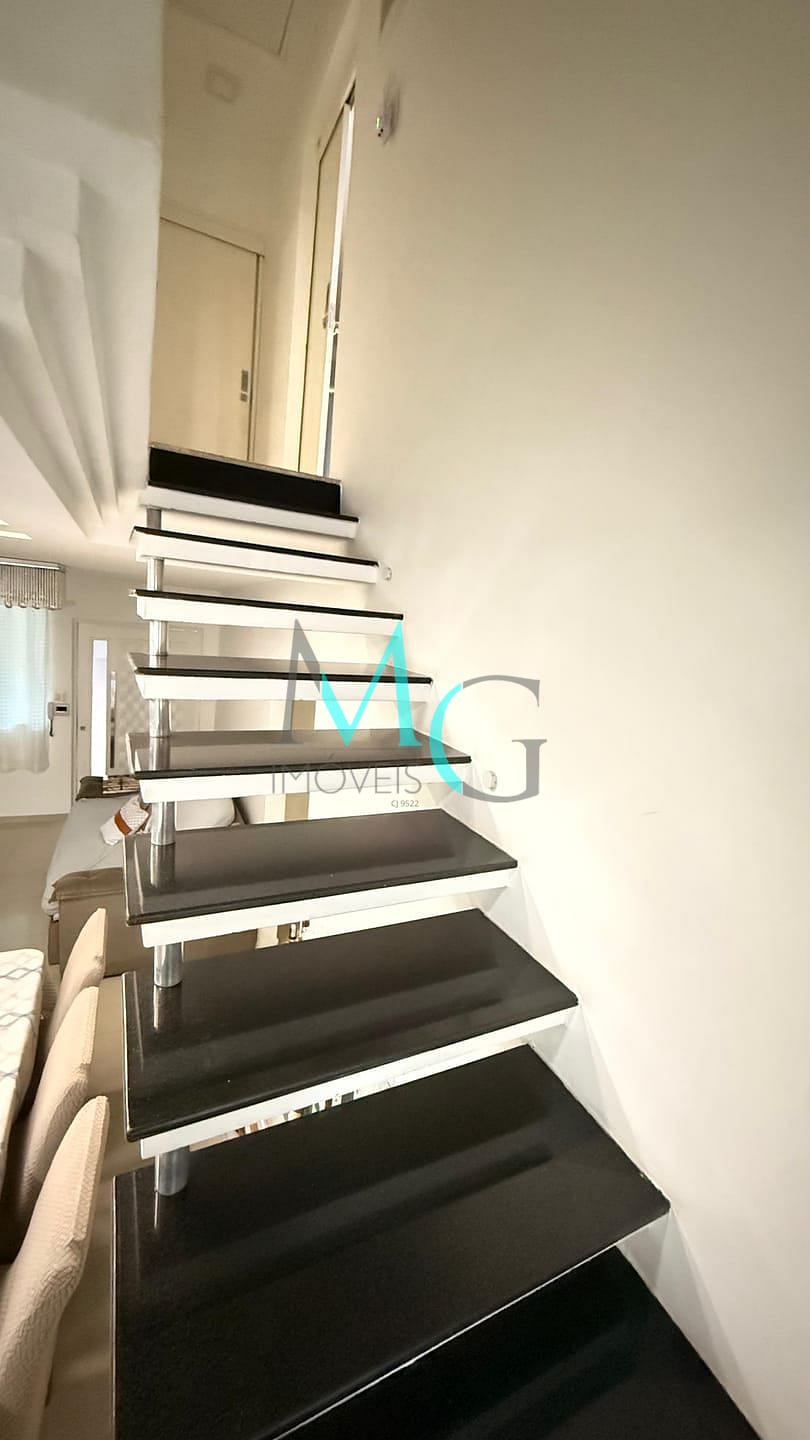 Casa, 4 quartos, 240 m² - Foto 19