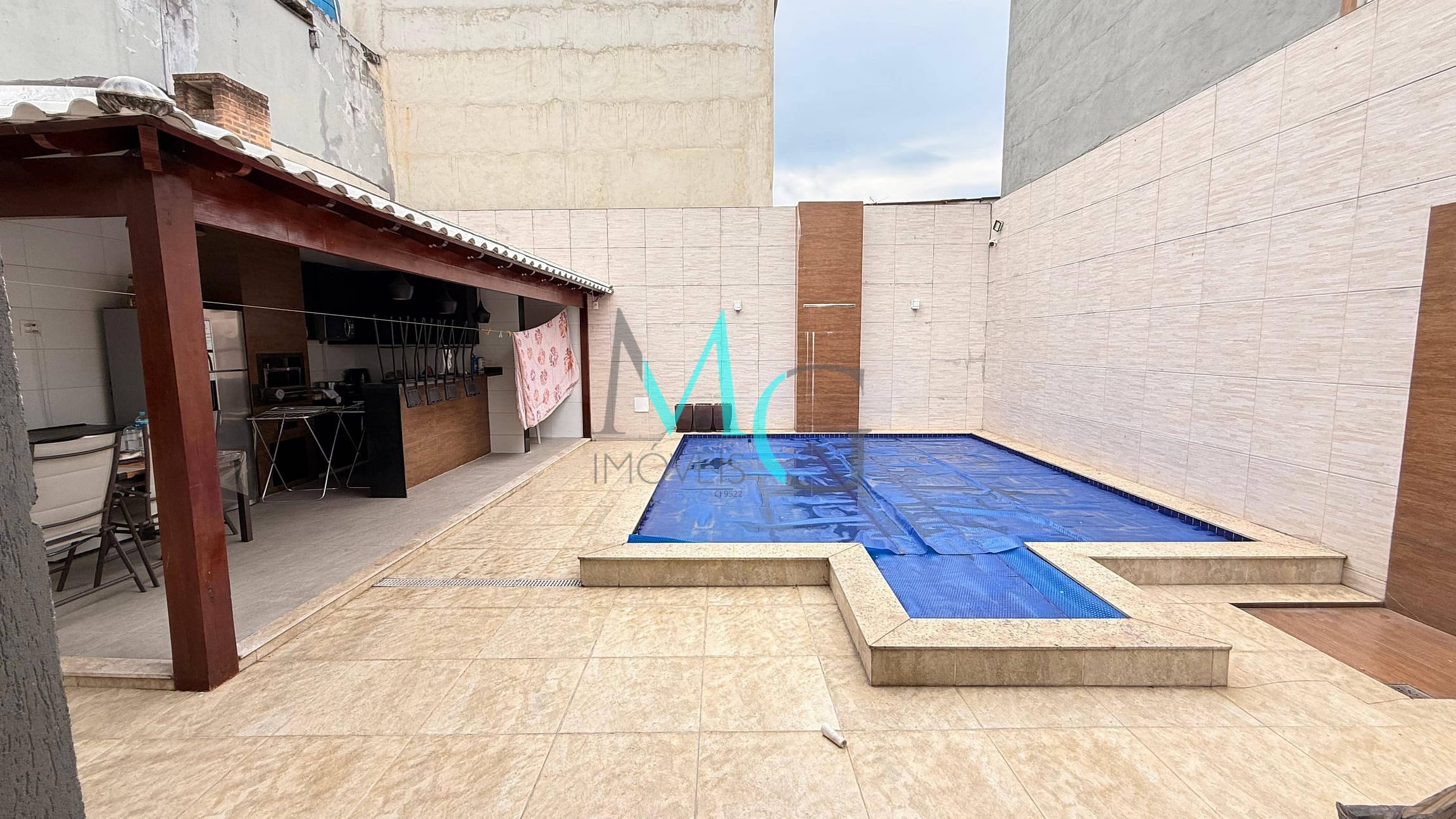 Casa, 4 quartos, 240 m² - Foto 3