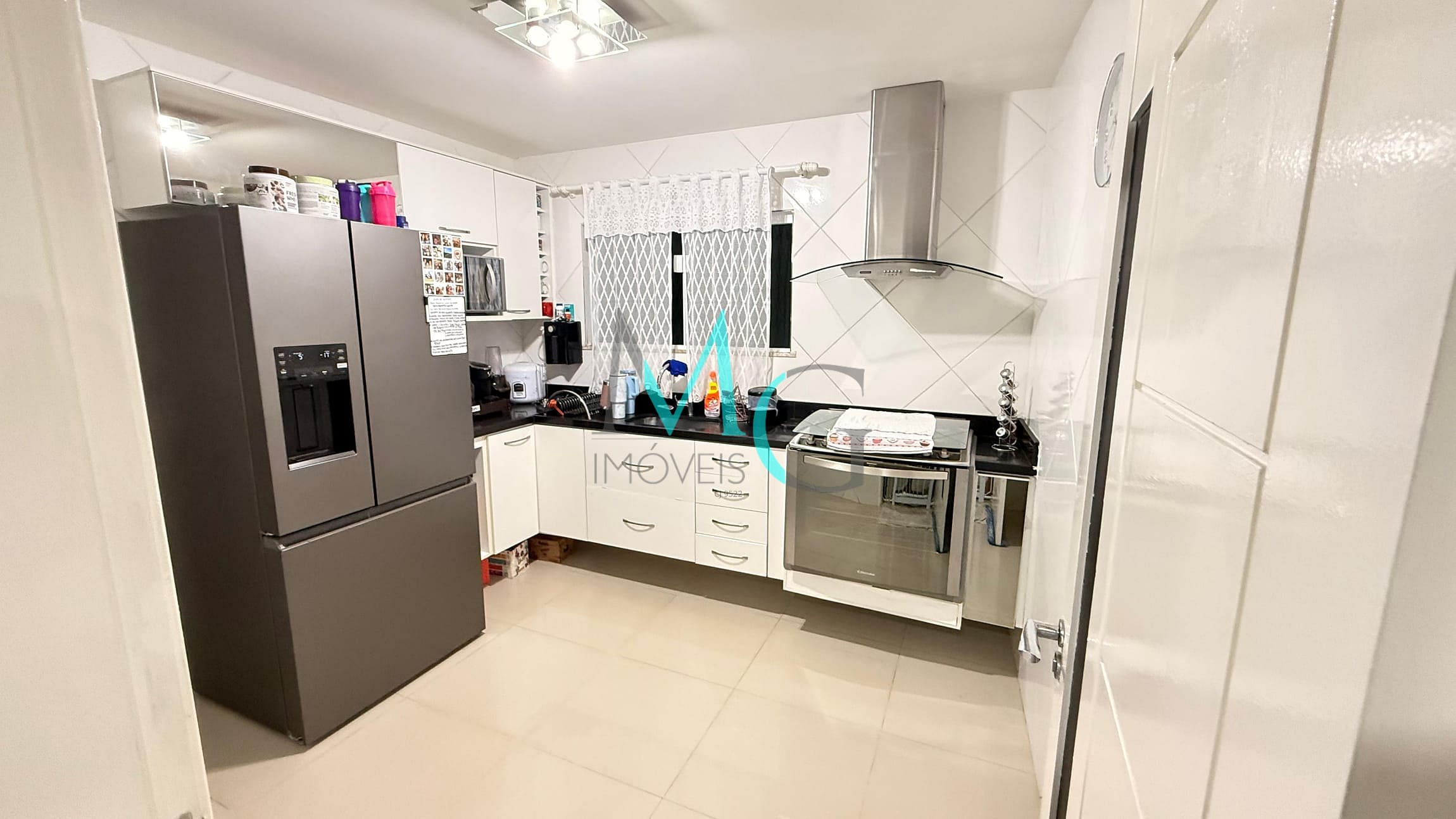 Casa, 4 quartos, 240 m² - Foto 6