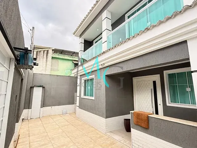 Casa 4 quartos e 4 banheiros, à venda, no bairro Realengo em Rio de Janeiro
