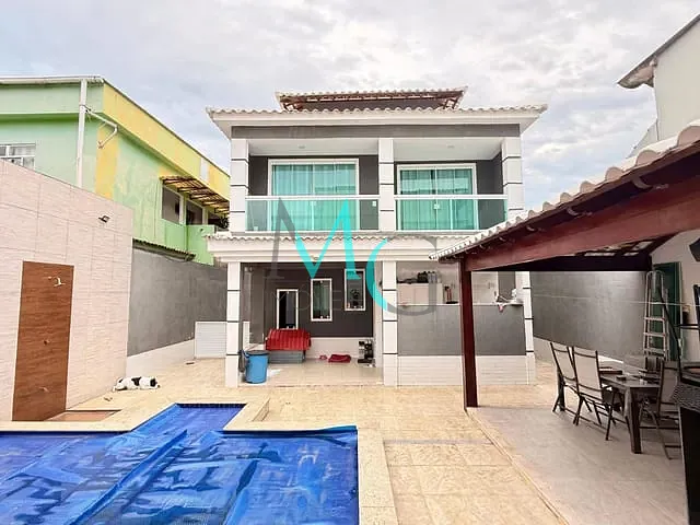 Casa 4 quartos e 4 banheiros, à venda, no bairro Realengo em Rio de Janeiro