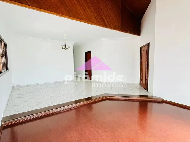 Casa com 10m² 4 quartos e 3 banheiros, para alugar, no bairro Jardim das Colinas em São José Dos Campos