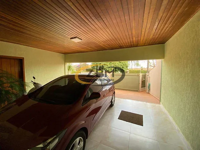 Casa com 360m² 4 quartos e 3 banheiros, à venda, no bairro Califórnia em Londrina