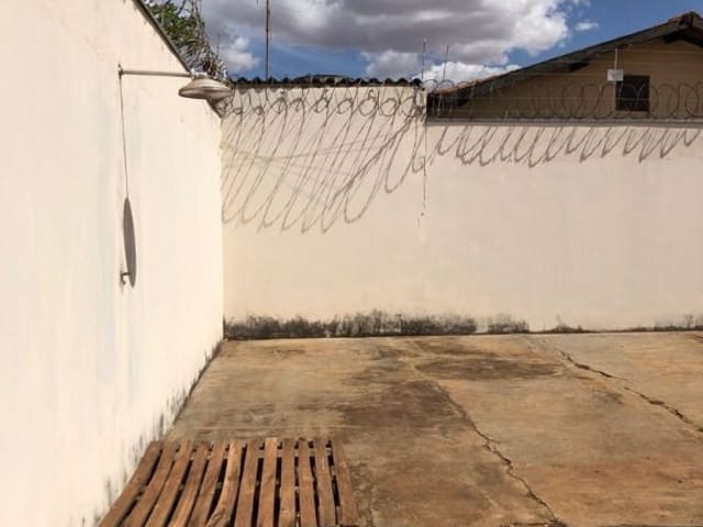 Foto do Casa - Casa com 3 dormitórios à venda, 110 m² por R$ 280.000,00 - Manhattan - Uberaba/MG | ZUCATO IMOBILIARIA LTDA