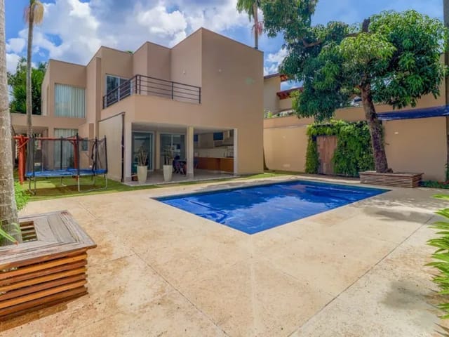 Casa com 533m² 4 quartos e 6 banheiros, à venda, no bairro Boaçava em São Paulo
