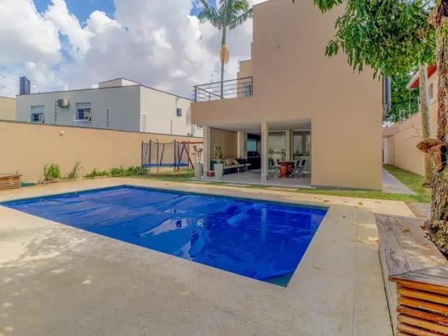 Casa com 533m² 4 quartos e 6 banheiros, à venda, no bairro Boaçava em São Paulo