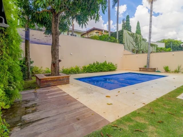 Casa com 533m² 4 quartos e 6 banheiros, à venda, no bairro Boaçava em São Paulo