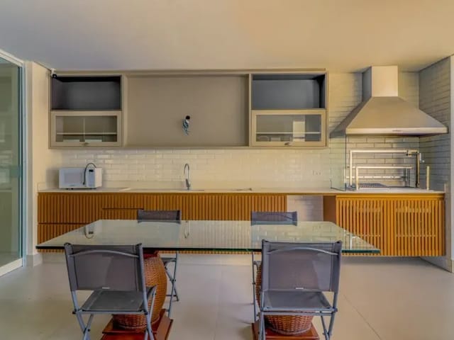 Casa com 533m² 4 quartos e 6 banheiros, à venda, no bairro Boaçava em São Paulo