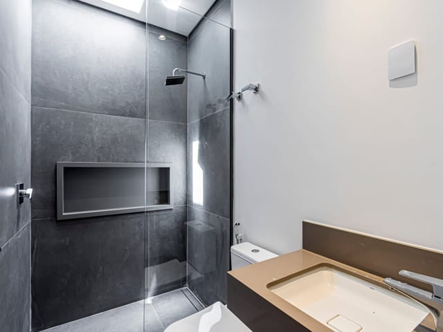Casa com 300m² 3 quartos e 4 banheiros, à venda ou para alugar, no bairro Jardim Europa em São Paulo