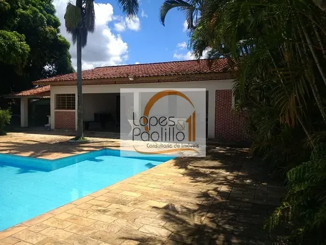 Casa com 3258m² 4 quartos e 3 banheiros, à venda, no bairro Centro em Atibaia