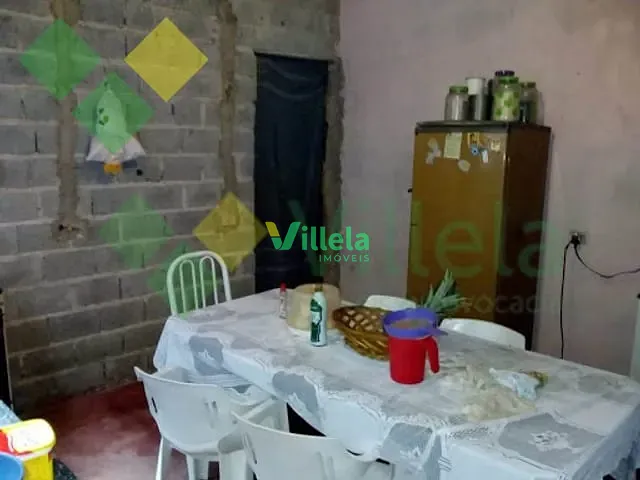 Casa com 82m², à venda, no bairro Jardim Itaquá em Itaquaquecetuba